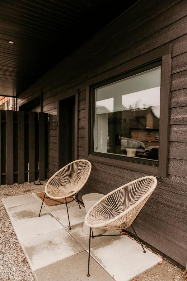 Drift West Coast Getaway Hotel Ucluelet Ngoại thất bức ảnh